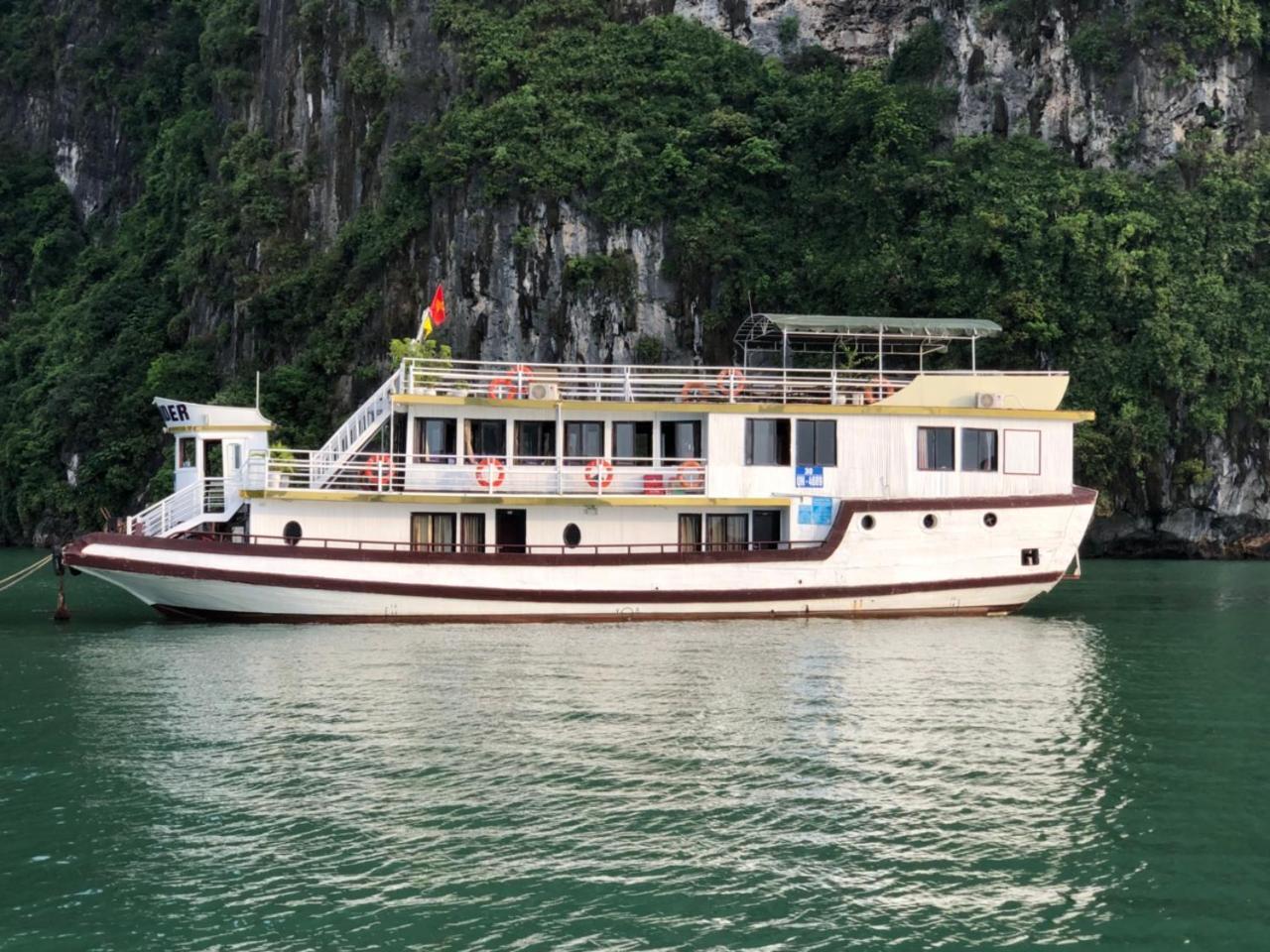 Hotel Halong Lavender Cruises Hạ Long Exterior foto